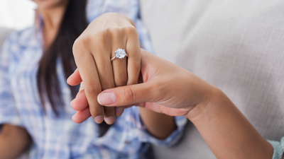 Ring Rules: The Great Debate - Above or Below? Navigating the Wedding Band and Engagement Ring Dilemma