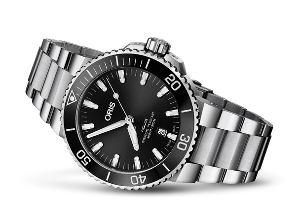 Oris 43.50mm Aquis Date Watch