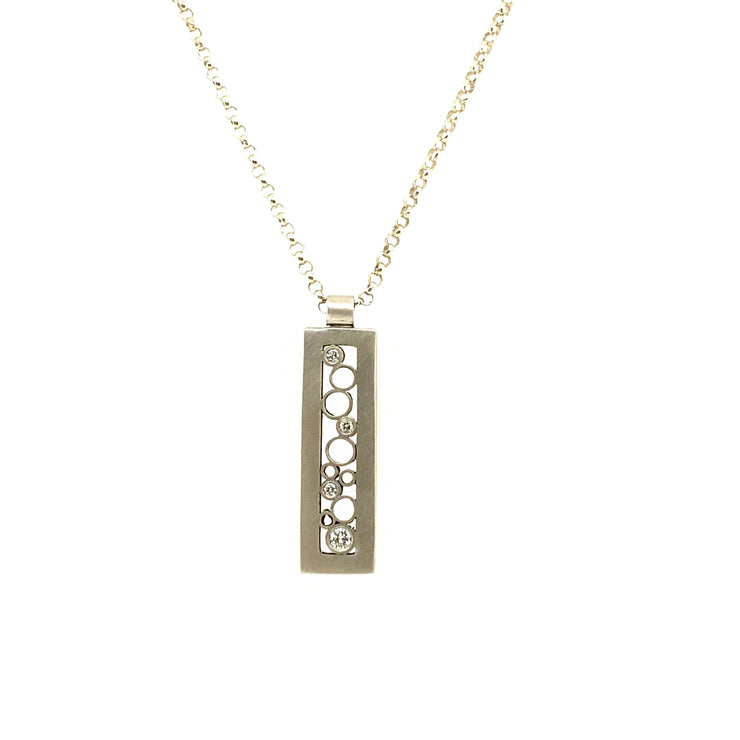 Belle Brooke Short Rectangular Necklace